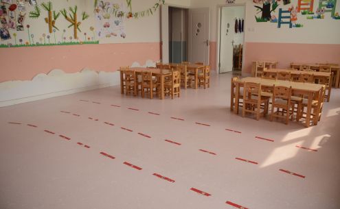 細(xì)說幼兒園PVC地板價(jià)格【騰方PVC地板】