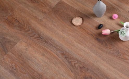 SPC鎖扣地板和PVC自粘地板各有什么優(yōu)勢？