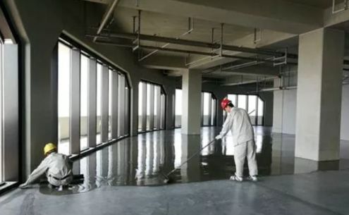 PVC地板施工|做自流平前為什么要用界面劑？