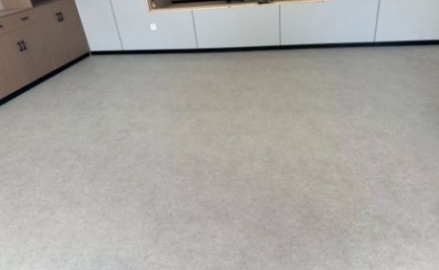 PVC地板鋪裝施工常見的幾個問題及解決方法