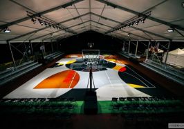 【體育】上海半室外籃球場