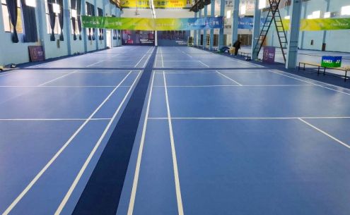 【3分鐘避坑指南】羽毛球地膠怎么選？認(rèn)準(zhǔn)“對(duì)癥下藥”，性價(jià)比翻倍！