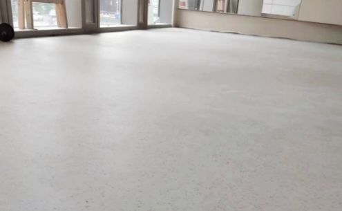 塑膠地板的安裝方式詳解：打造舒適耐用的地面空間