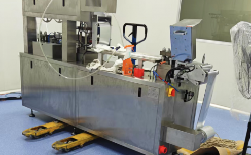 PVC地板：給工廠穿上的一件“耐磨鎧甲”