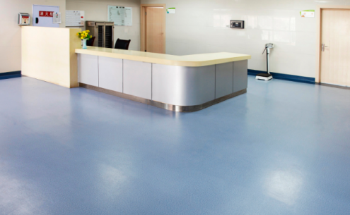 塑膠地板：商業(yè)空間的地材優(yōu)選，耐用與實用的完美結合