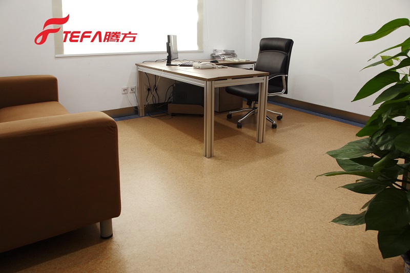 同質(zhì)透心地板 同質(zhì)透心地板