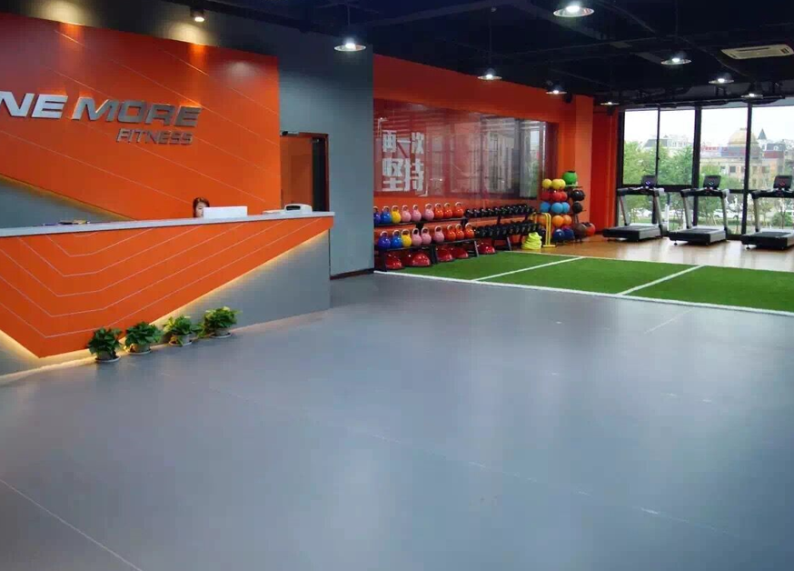 防滑運(yùn)動(dòng)地板膠 防滑運(yùn)動(dòng)地板膠